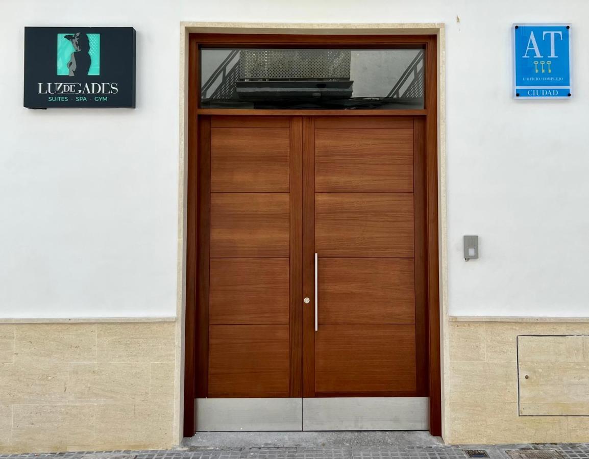 Aparthotel Luz De Gades - Suites Spa Gym - Adults Only Cadiz Exterior photo