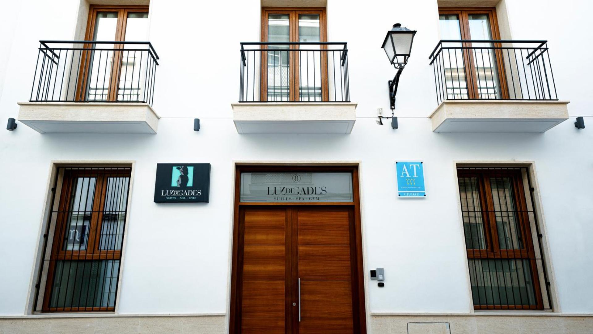 Aparthotel Luz De Gades - Suites Spa Gym - Adults Only Cadiz Exterior photo