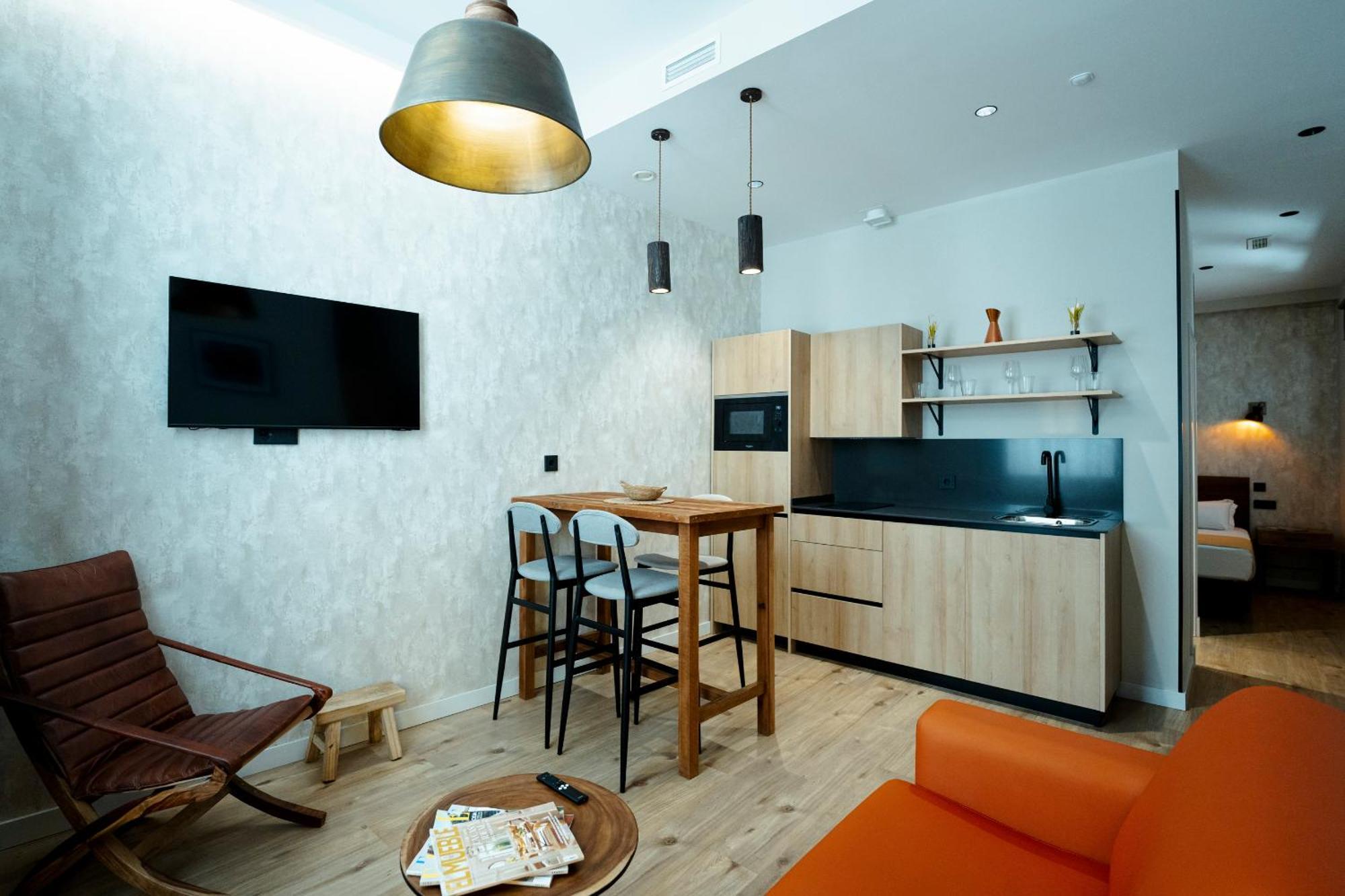 Aparthotel Luz De Gades - Suites Spa Gym - Adults Only Cadiz Exterior photo